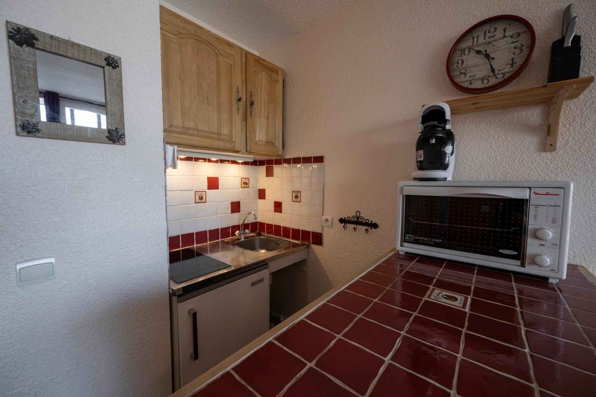 Doux Crepuscule - Au Bord Des Pistes - Parking Apartment Enchastrayes Luaran gambar